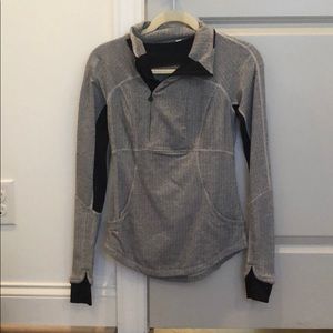 LuLu Lemon herringbone & black pullover